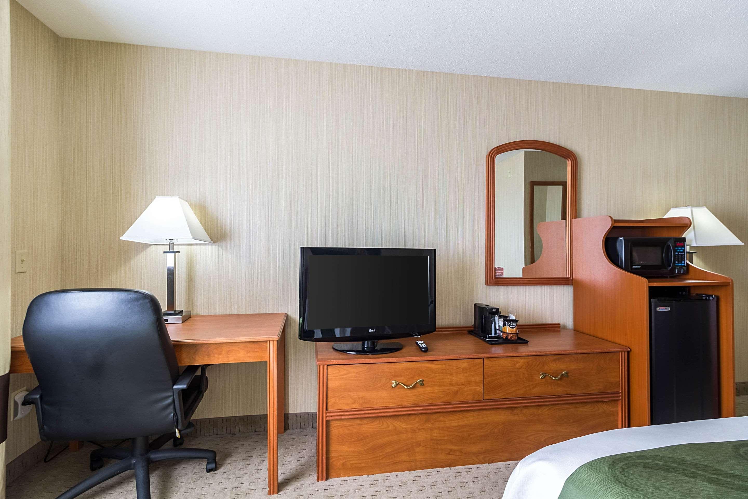 Quality Inn Marshall Mn Near University Extérieur photo