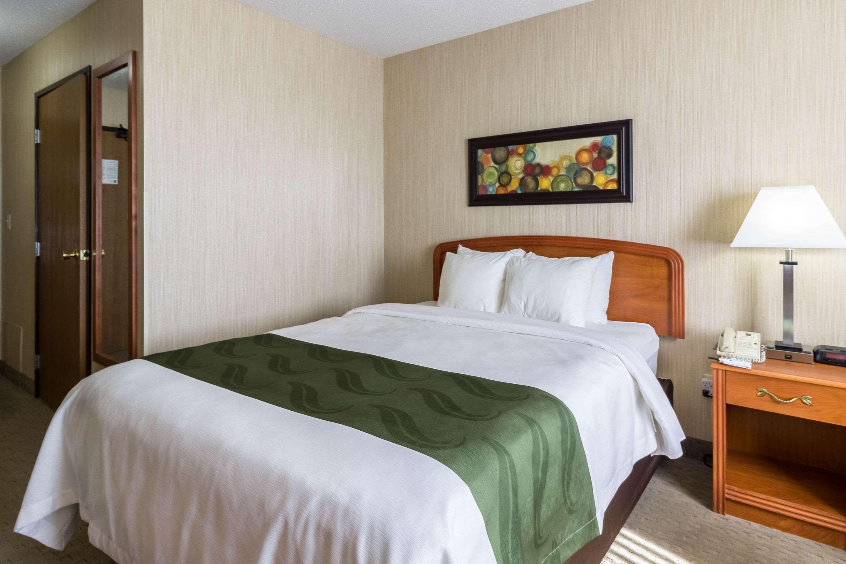 Quality Inn Marshall Mn Near University Extérieur photo