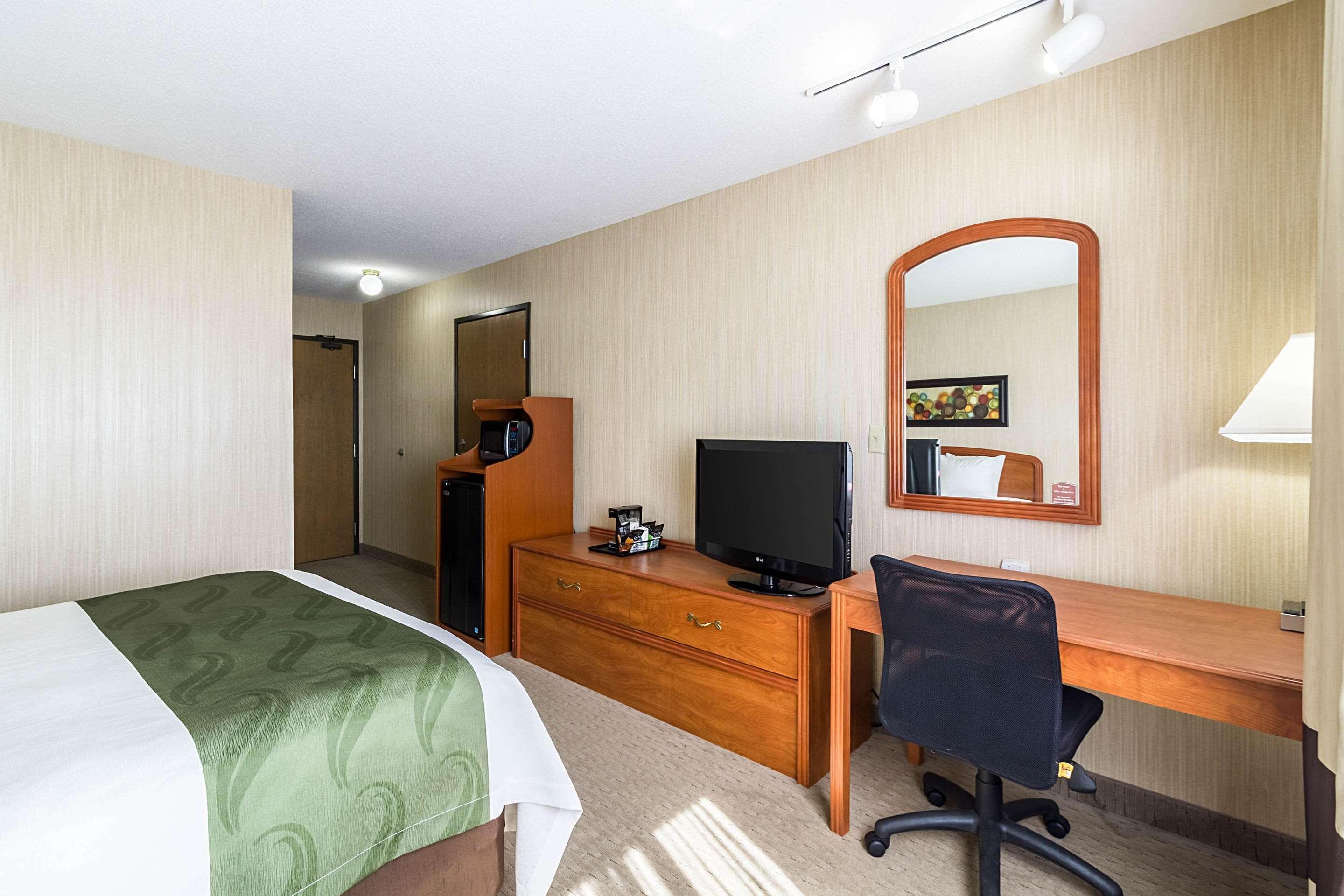 Quality Inn Marshall Mn Near University Extérieur photo