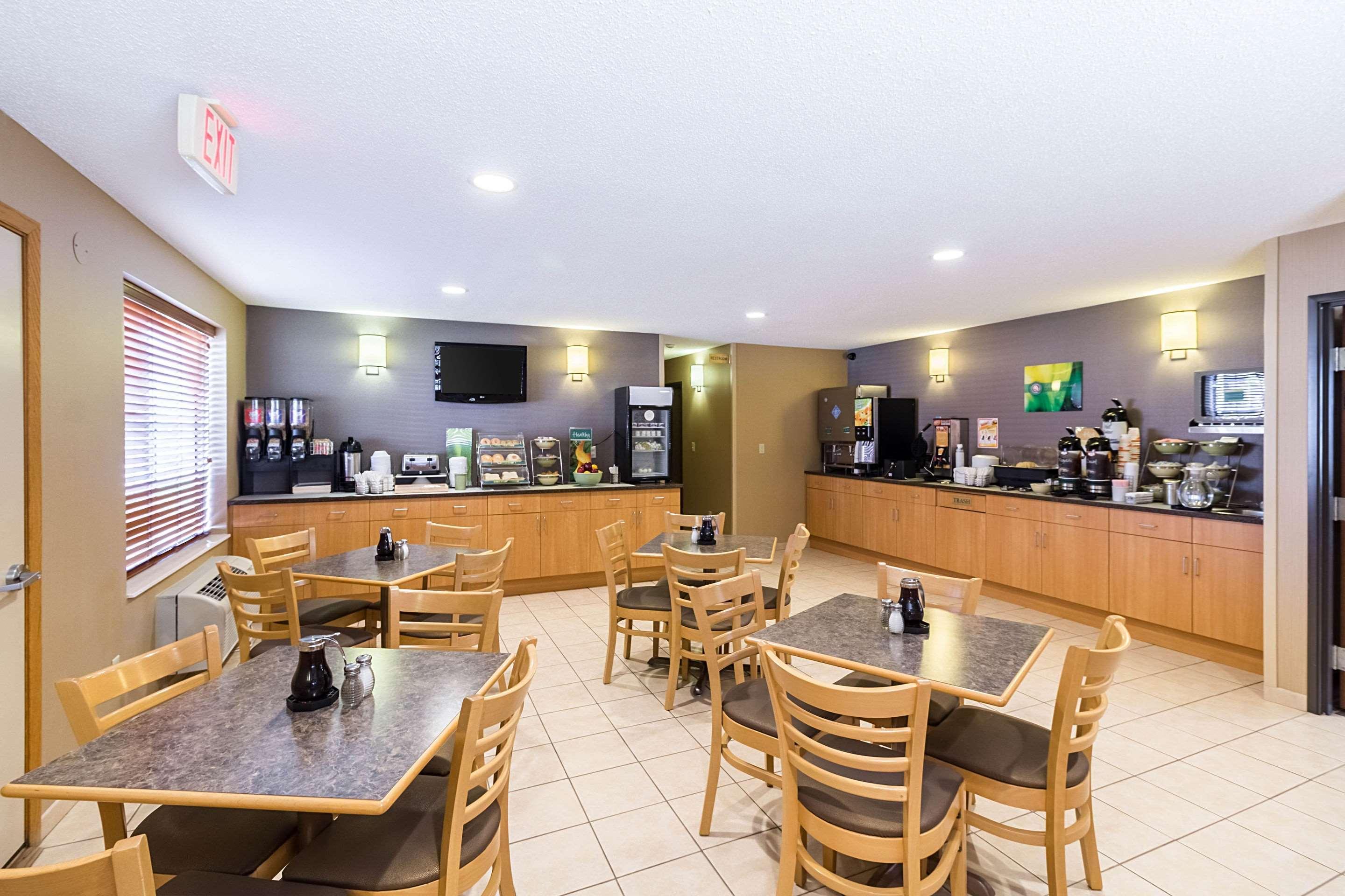 Quality Inn Marshall Mn Near University Extérieur photo