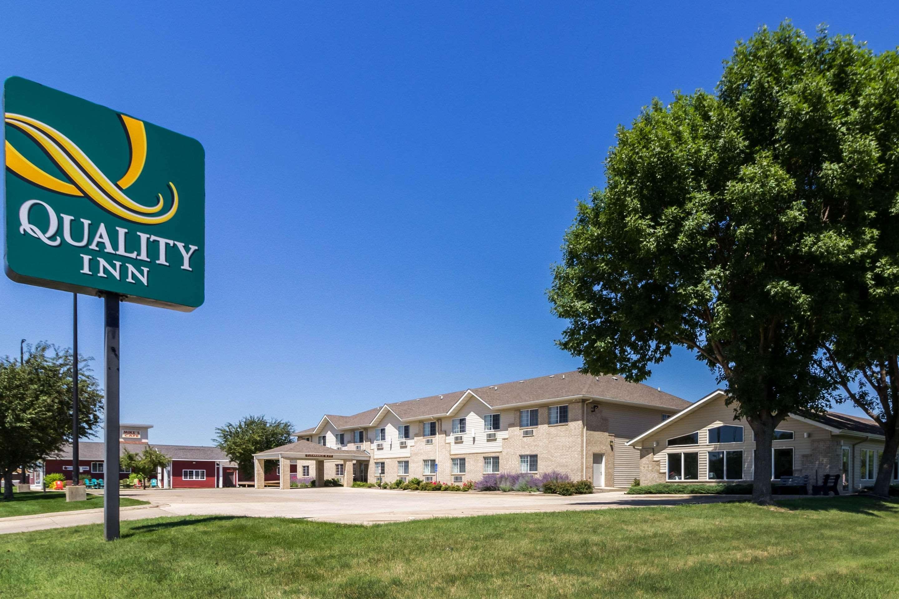 Quality Inn Marshall Mn Near University Extérieur photo