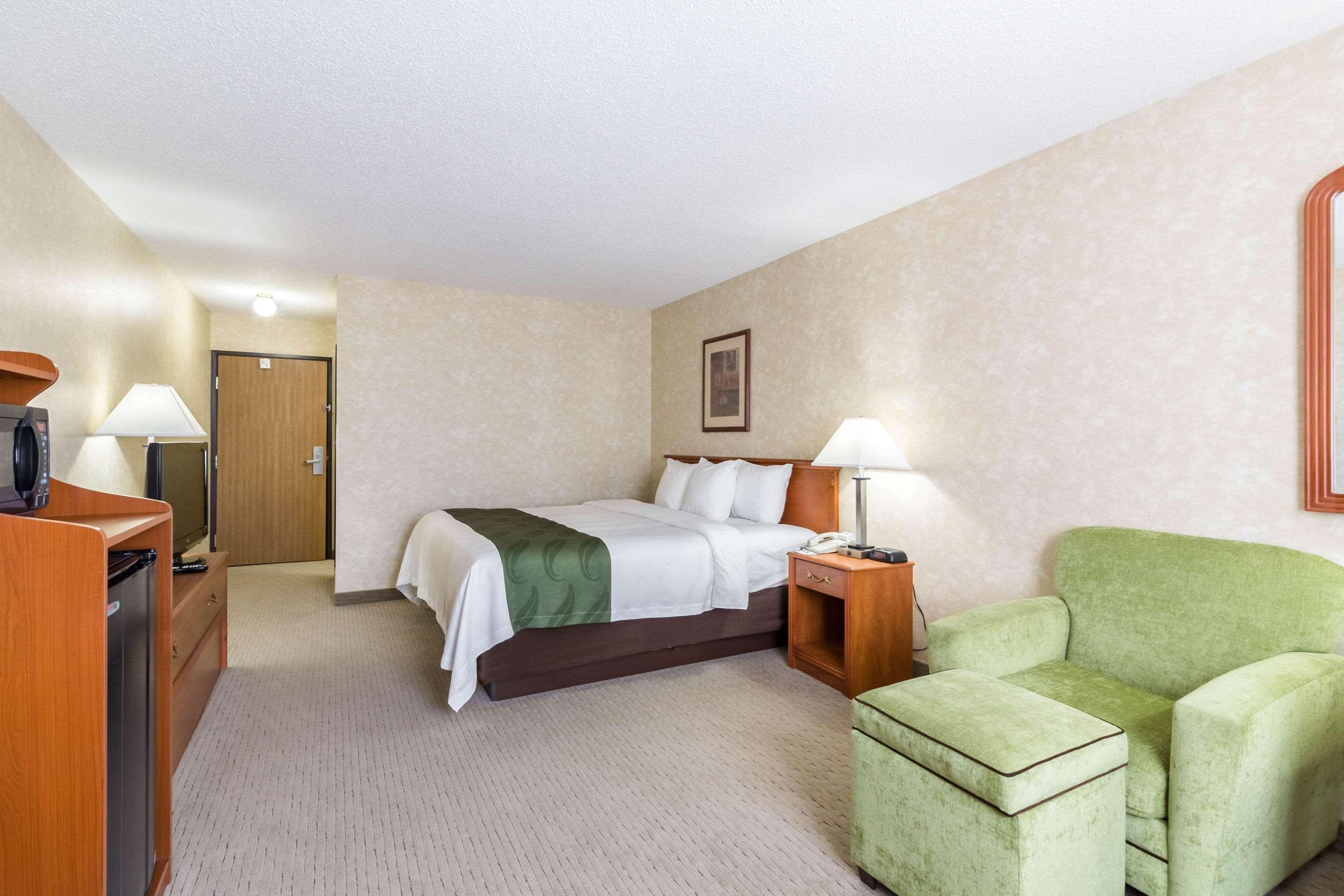 Quality Inn Marshall Mn Near University Extérieur photo