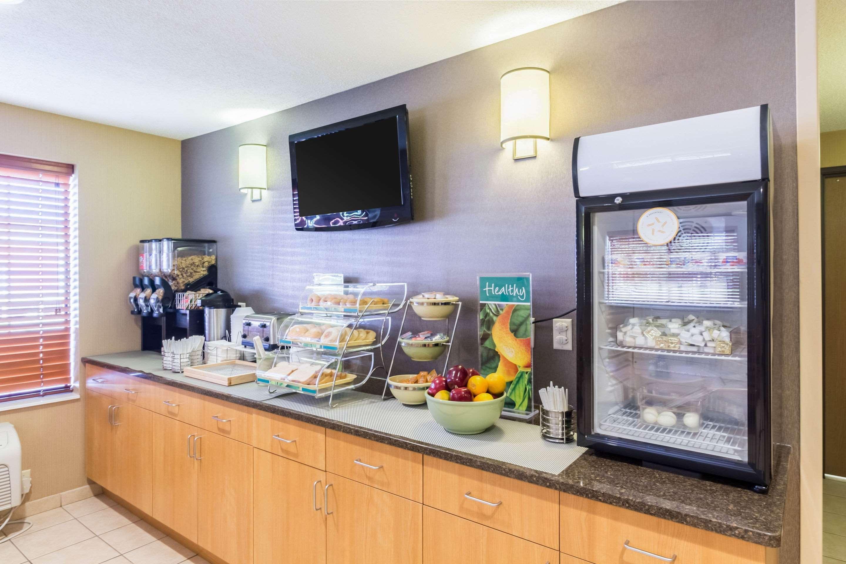 Quality Inn Marshall Mn Near University Extérieur photo